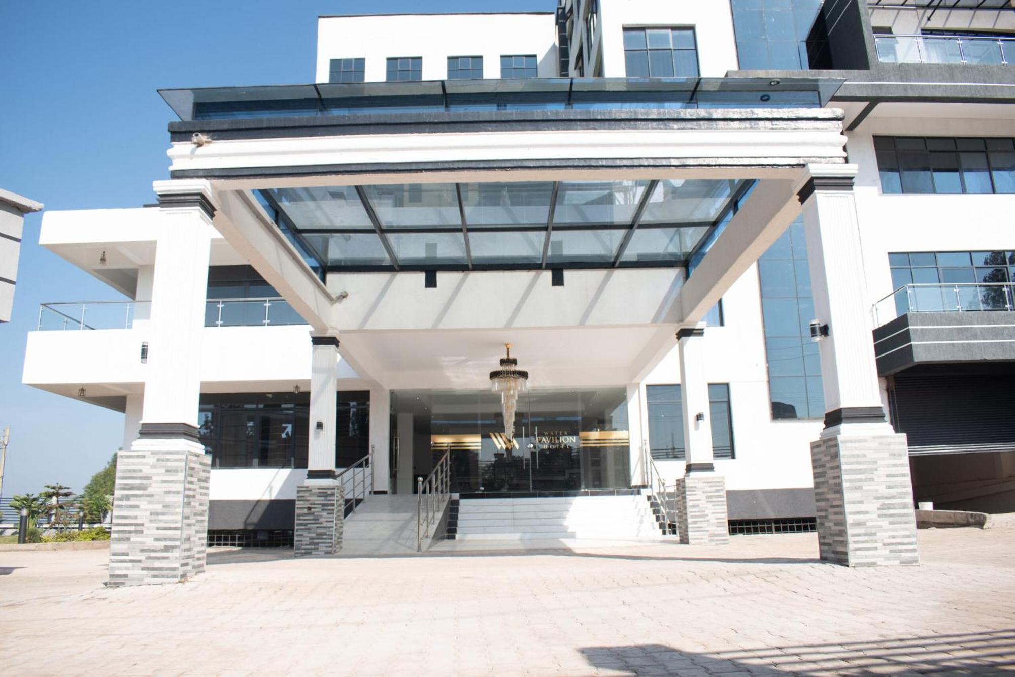 Water Pavilion Hotel Keroka Exterior photo